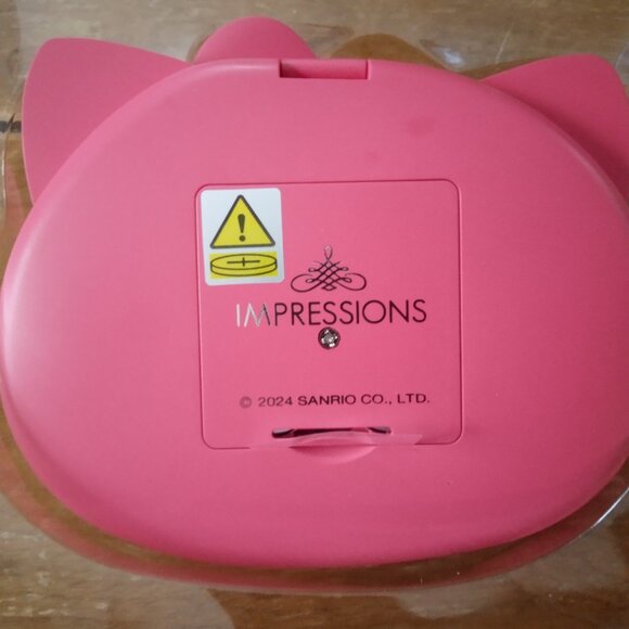 Hello Kitty Compact Mirror NIB - Picture 2 of 4